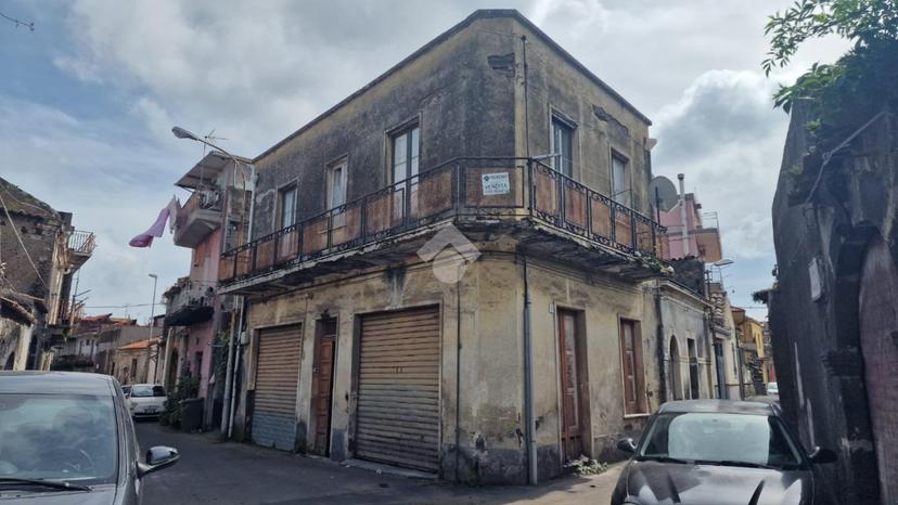 Casa indipendente in Via Ospedale 16, Aci Sant'Antonio — foto 3 di 5