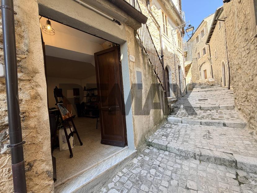 Monolocale in Via Stretta 45, Barrea — foto 5 di 5