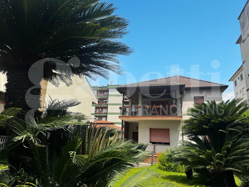 Villa bifamiliare in Via Alcide De Gasperi, Santa Maria Capua Vetere — foto 5 di 5