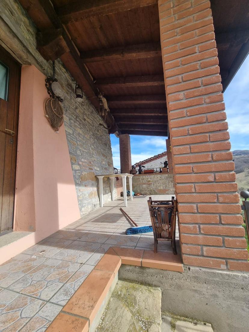 Rustico in Loc.  Pentima, Piozzano — foto 3 di 5