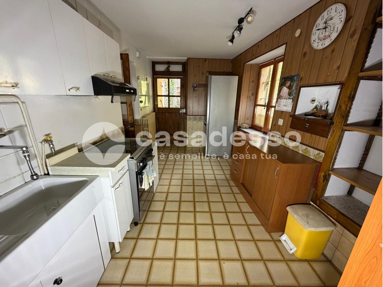 Villa a schiera in Frazione Foresto - Via Maggiore 25, Borgosesia