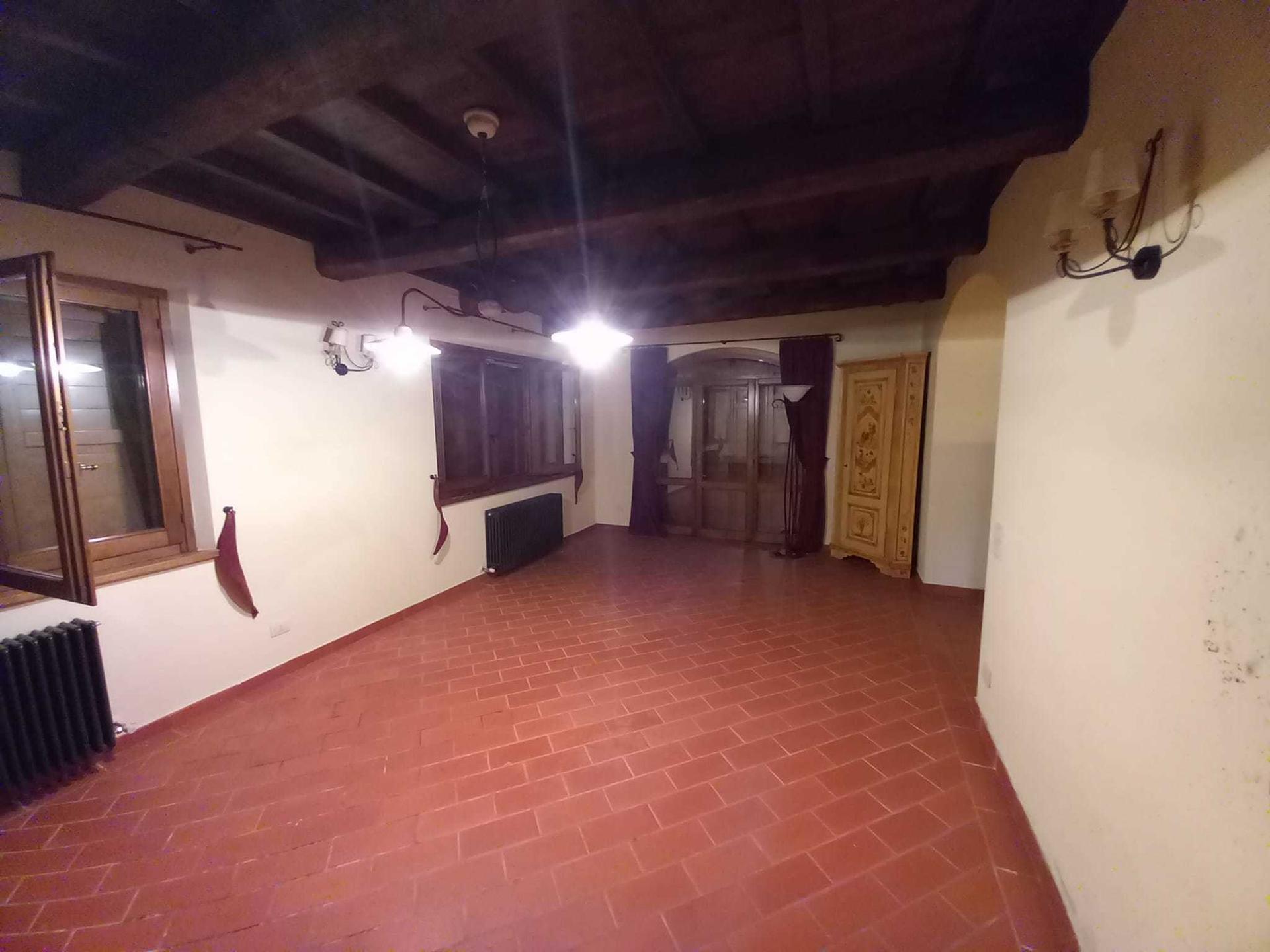 Casa indipendente in Piazza del Mercato 4, Sant'Agata Feltria