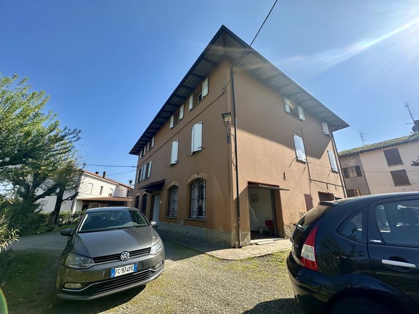 Villa plurifamiliare in Via Lunga 30, Castelvetro di Modena — foto 4 di 5
