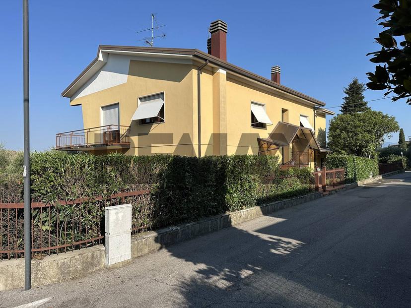 Appartamento, Lonato del Garda — foto 2 di 5