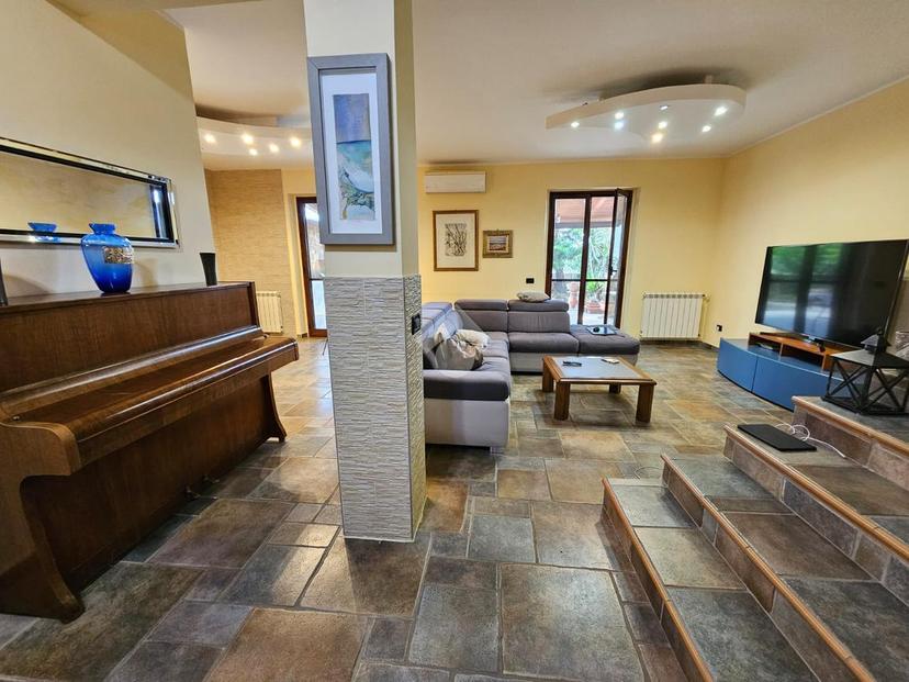 Villa a schiera in Via Marra 53, Reggio di Calabria — foto 4 di 5
