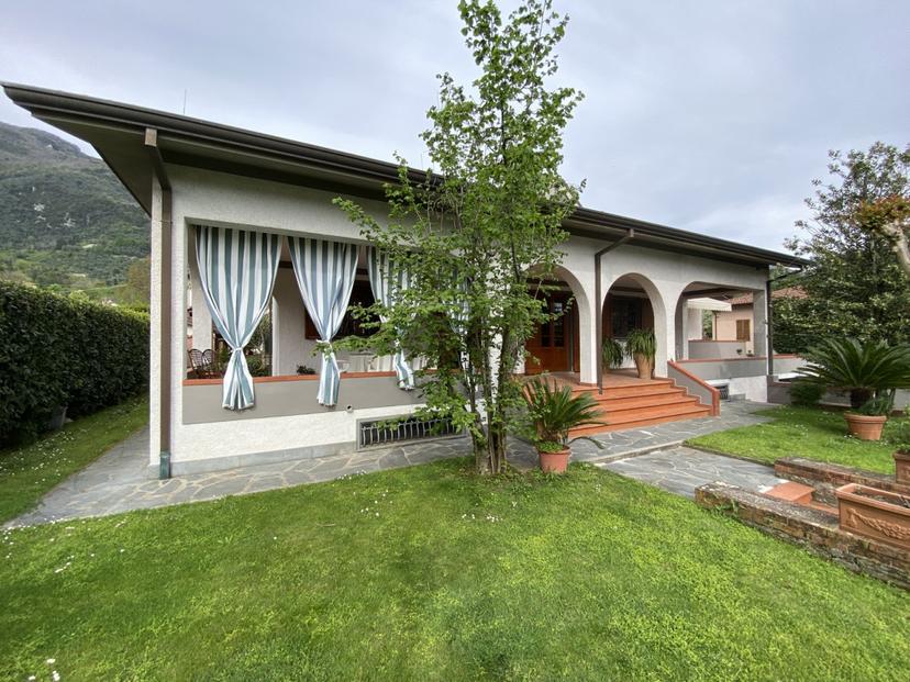 Villa in Via Coltivatori, Camaiore — foto 2 di 5