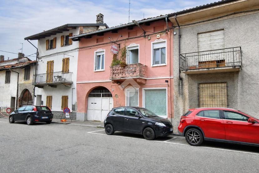 Casa indipendente in Corso Repubblica 26, Borgo d'Ale