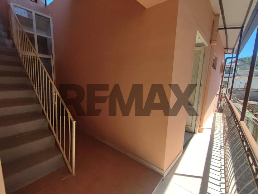 Casa indipendente in Via Schinosi 8, Caserta — foto 2 di 5