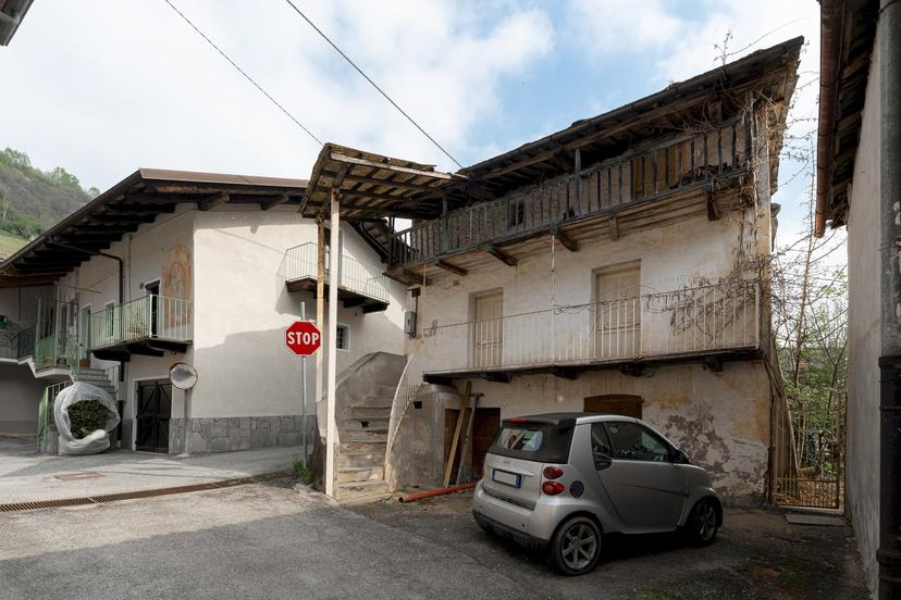 Casa indipendente in Via Villa 14, Brondello — foto 2 di 5