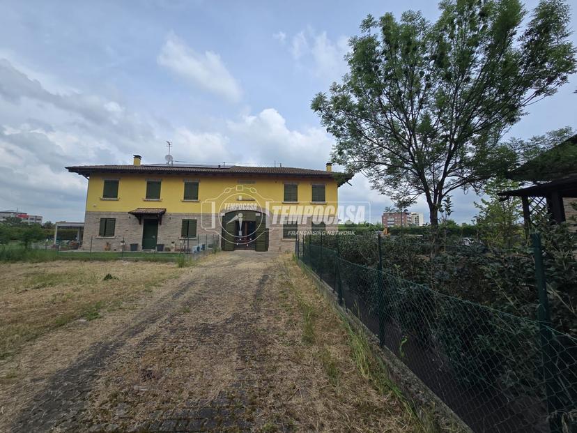 Appartamento in Via Fratelli Bandiera, Reggio nell'Emilia — foto 4 di 5