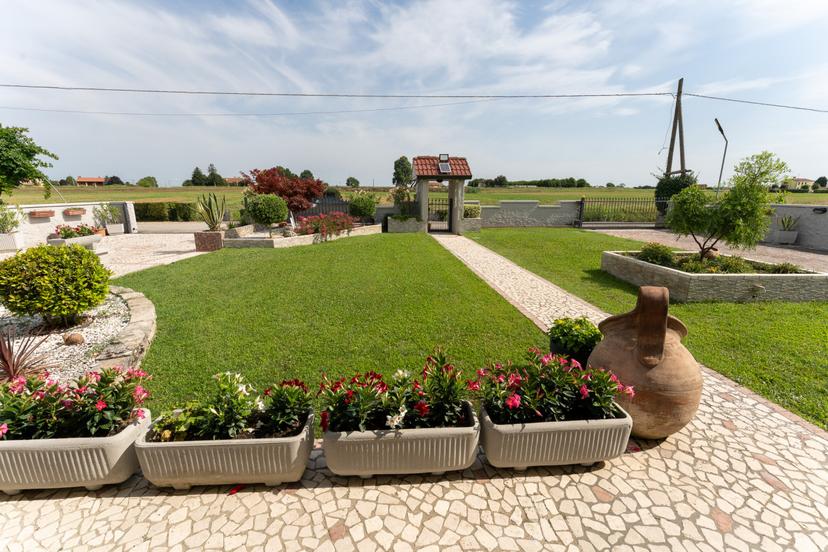 Villa in Via Giuseppe Verdi 12, Correzzola — foto 2 di 5