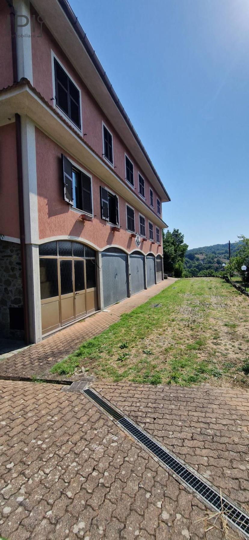 Villa, Mioglia — foto 2 di 5