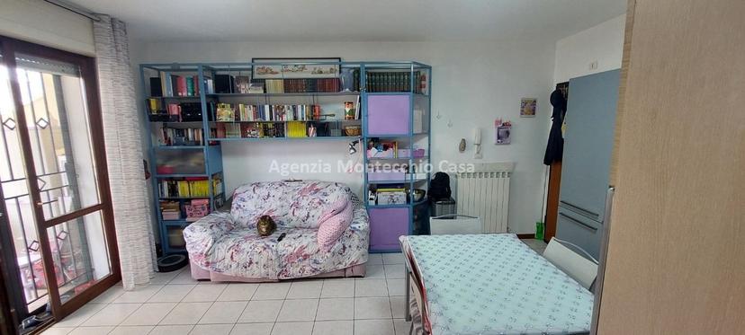 Trilocale in Via  G.Mazzini, Tavullia — foto 5 di 5