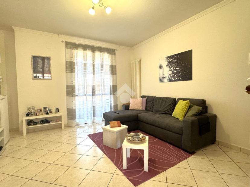 Trilocale in Via Seneca 30, Reggio nell'Emilia — foto 2 di 5
