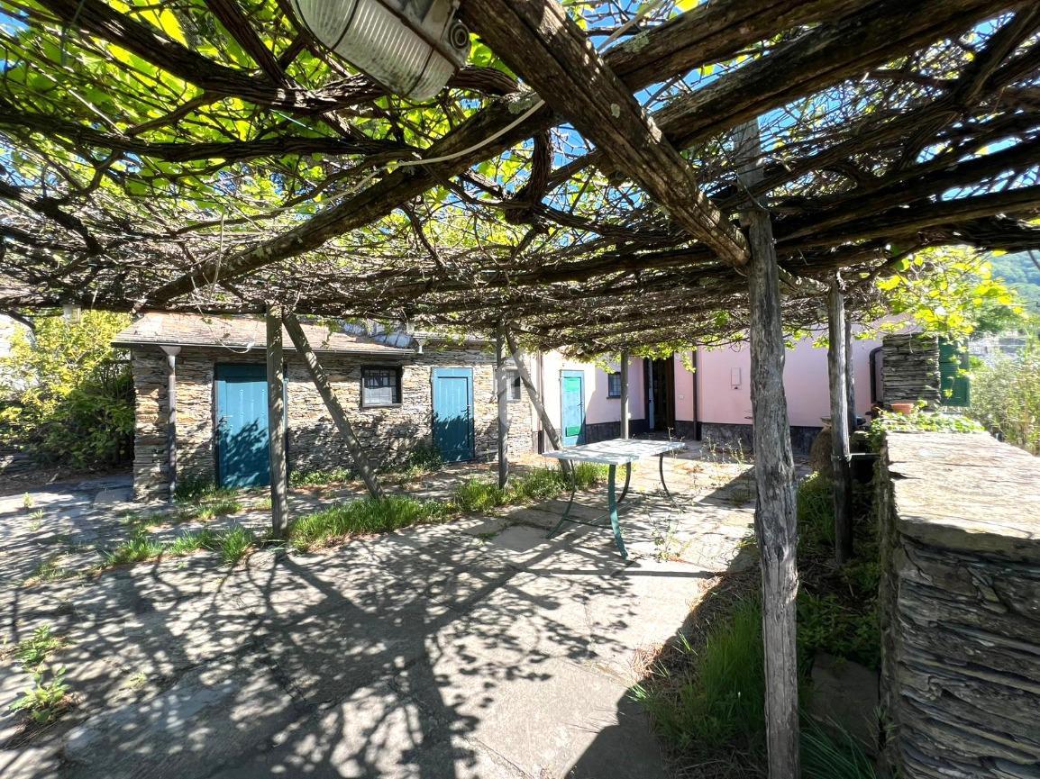 Villa, Lavagna