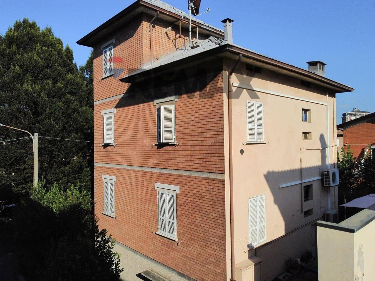 Casa indipendente in Via Mentana 9, Reggio nell'Emilia