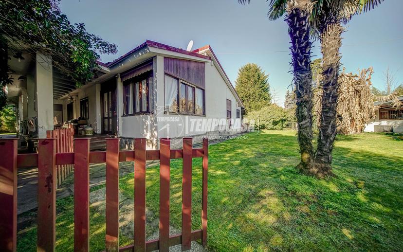 Villa in Via Federico Tesio, Dormelletto — foto 2 di 5