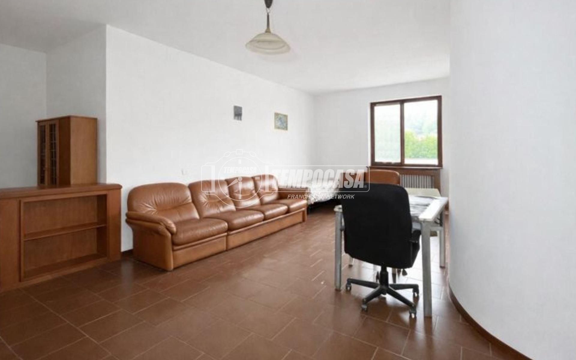 Quadrilocale in Via per Olgiate Molgora 25, Brivio