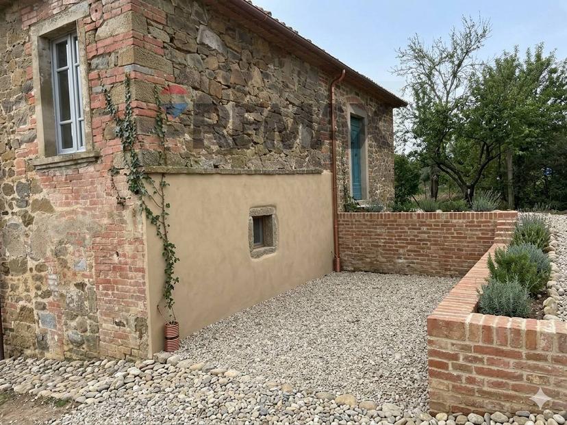 Casa indipendente in Via Morandi 20, Civitella in Val di Chiana — foto 4 di 5
