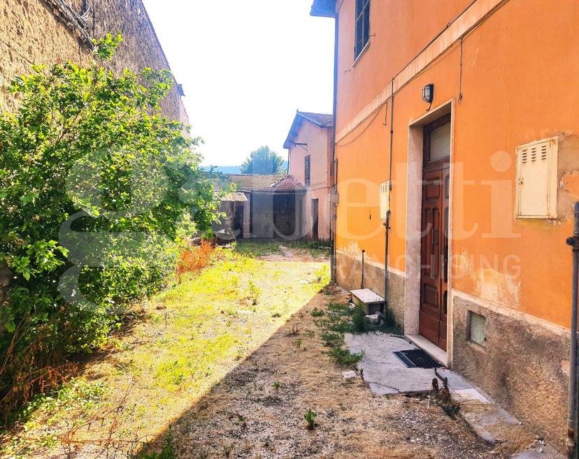 Casa indipendente in Via Pertini 22, Avezzano — foto 4 di 5