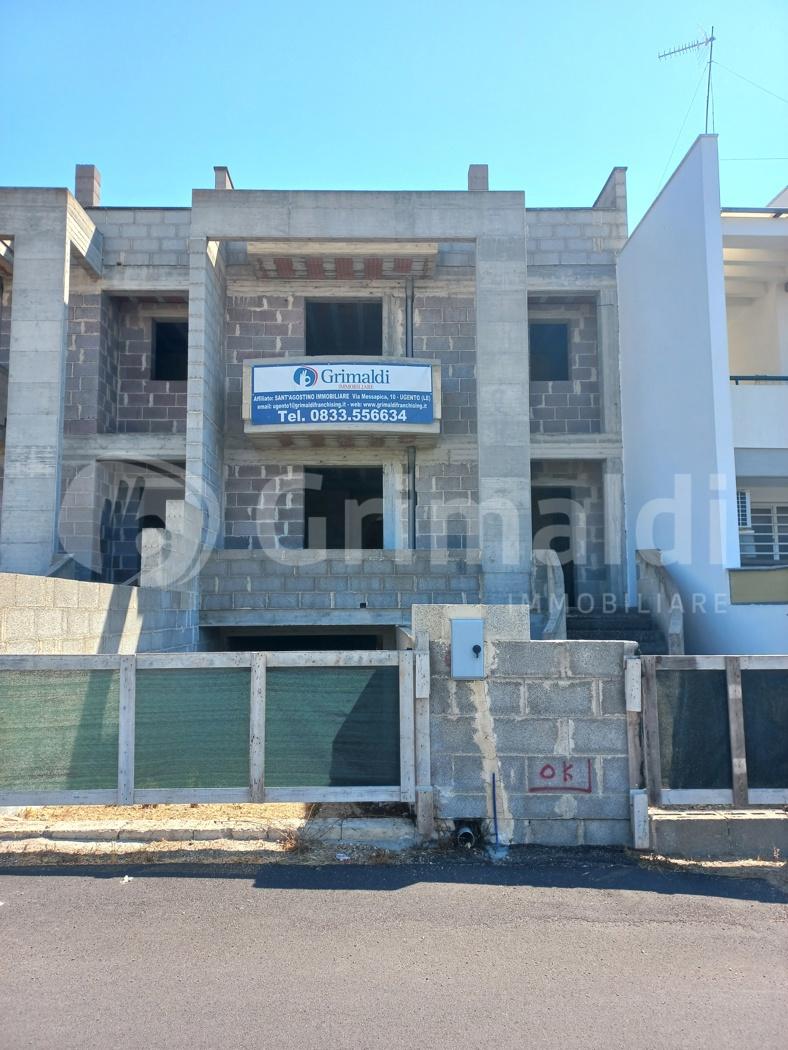 Villa a schiera in Via Giovanni Falcone 10, Ugento — foto 2 di 5