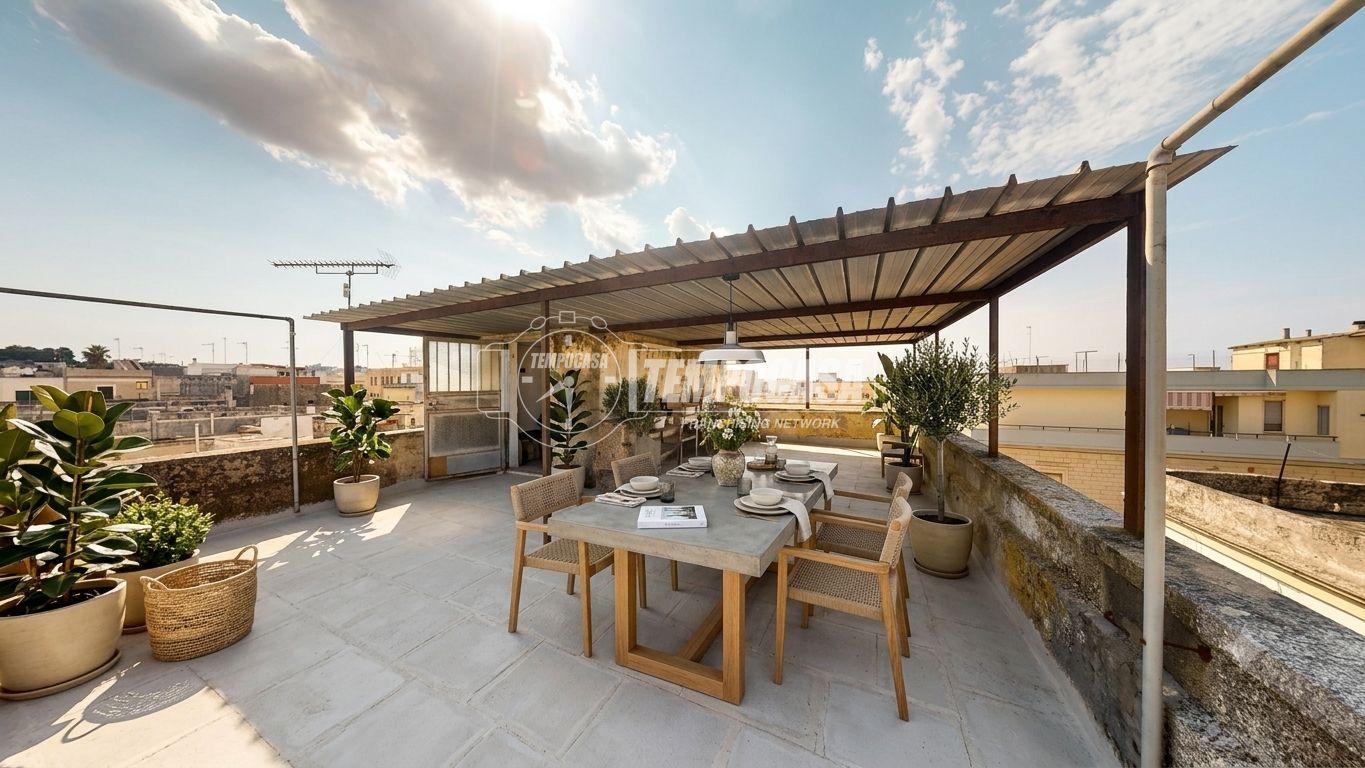 Casa indipendente in Via IV Novembre 11, San Donato di Lecce