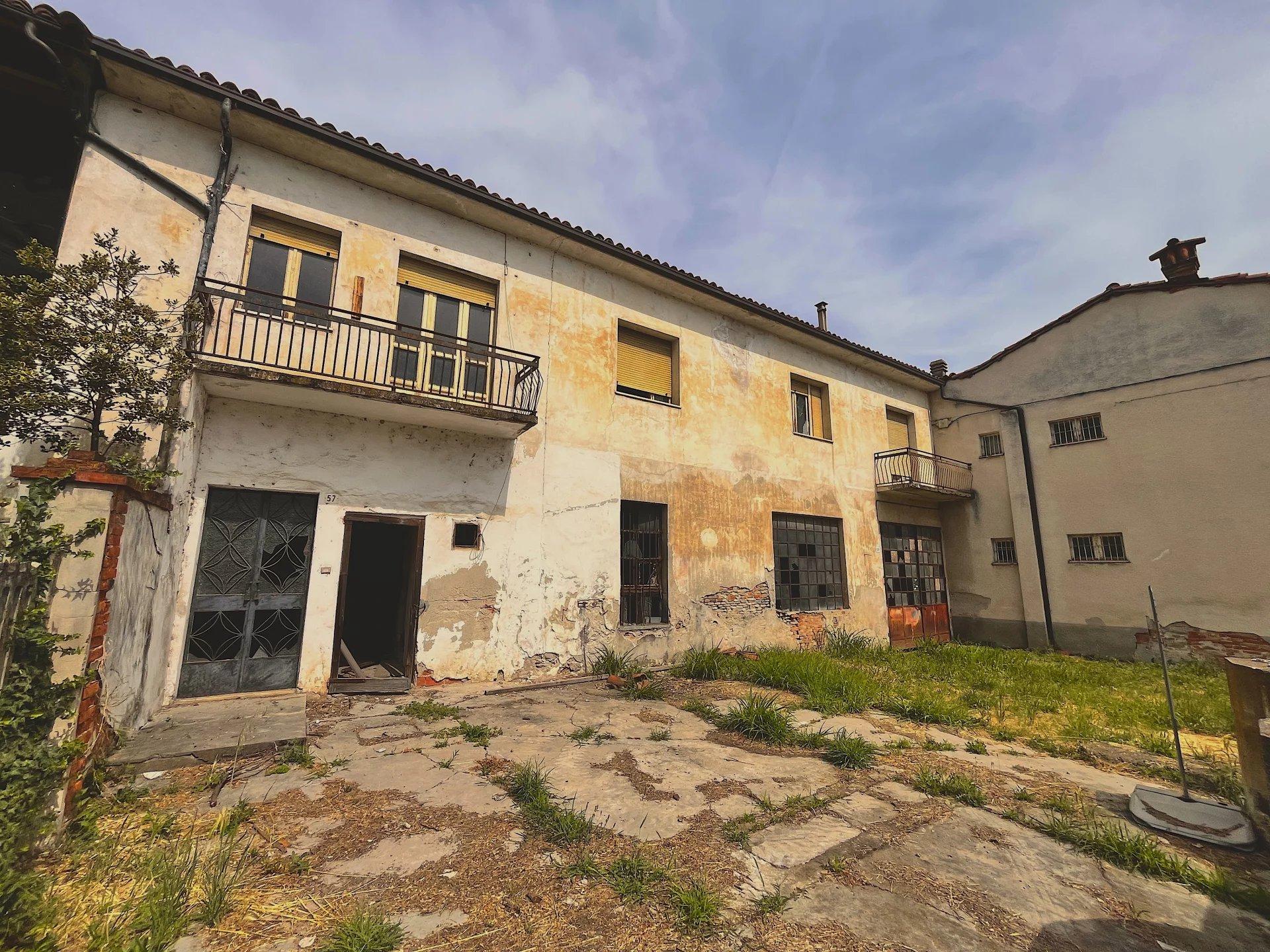 Villa bifamiliare, Neive