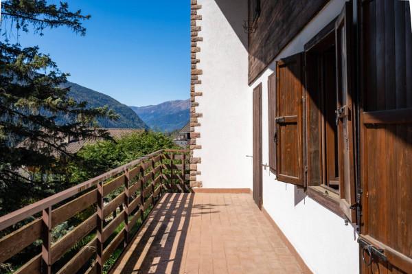 Villa bifamiliare in Via Guglielmo Marconi 46, Temù — foto 3 di 5