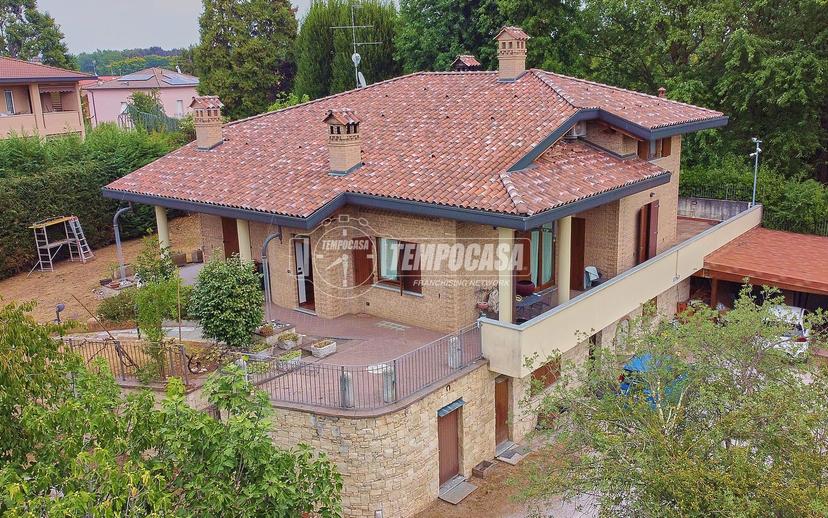 Villa in Via Valtellina 17, Fino Mornasco — foto 2 di 5