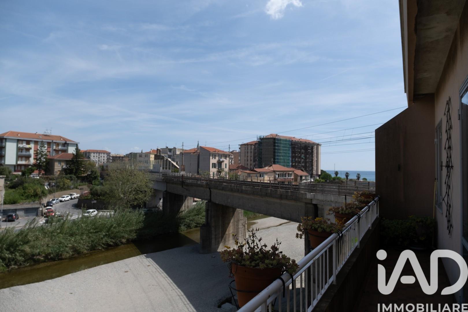 Appartamento in Via Briano, Quiliano