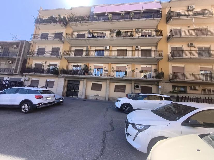 Appartamento in Via Roccamotore, 7, Messina