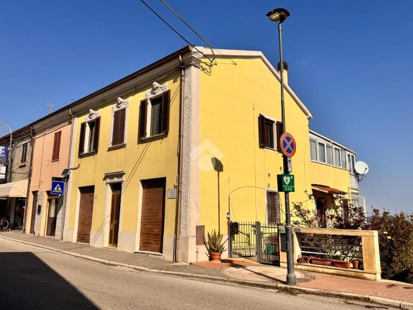 Casa indipendente in Via Roma, Tavoleto — foto 4 di 5