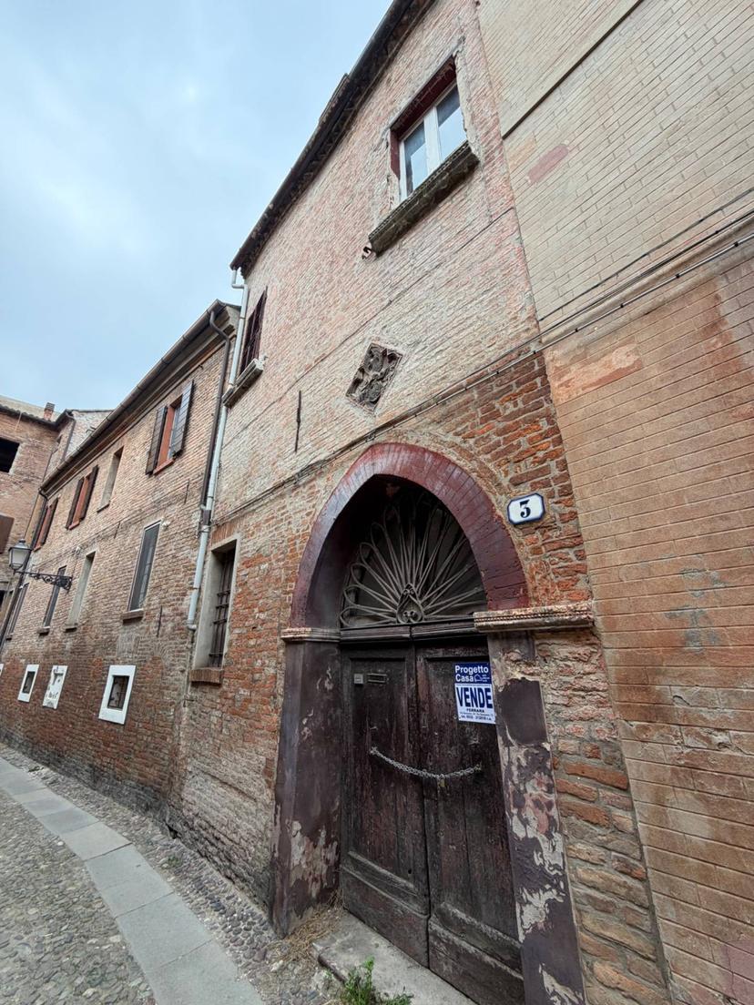 Casa indipendente in Via Zemola, Ferrara — foto 3 di 5