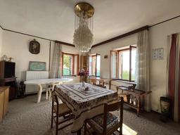 Casa indipendente, Fregona