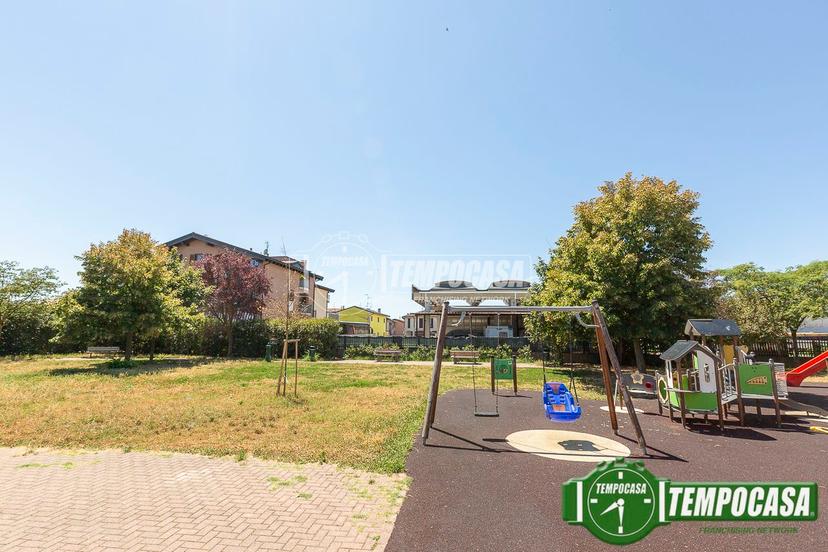 Bilocale in Via Madre Teresa di Calcutta, Crespiatica — foto 4 di 5