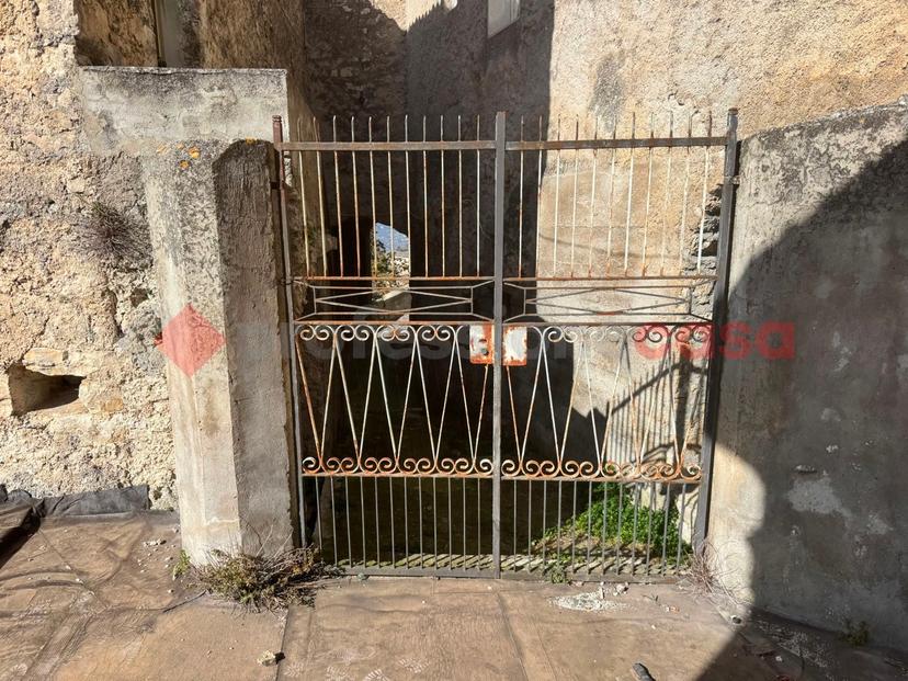 Casa indipendente in Via Guglielmo Marconi 17, Pesche — foto 4 di 5