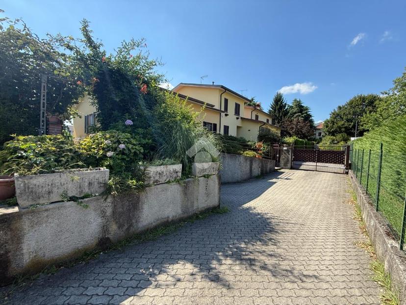 Villa in Via Privata Garibaldi 19, Calco — foto 5 di 5