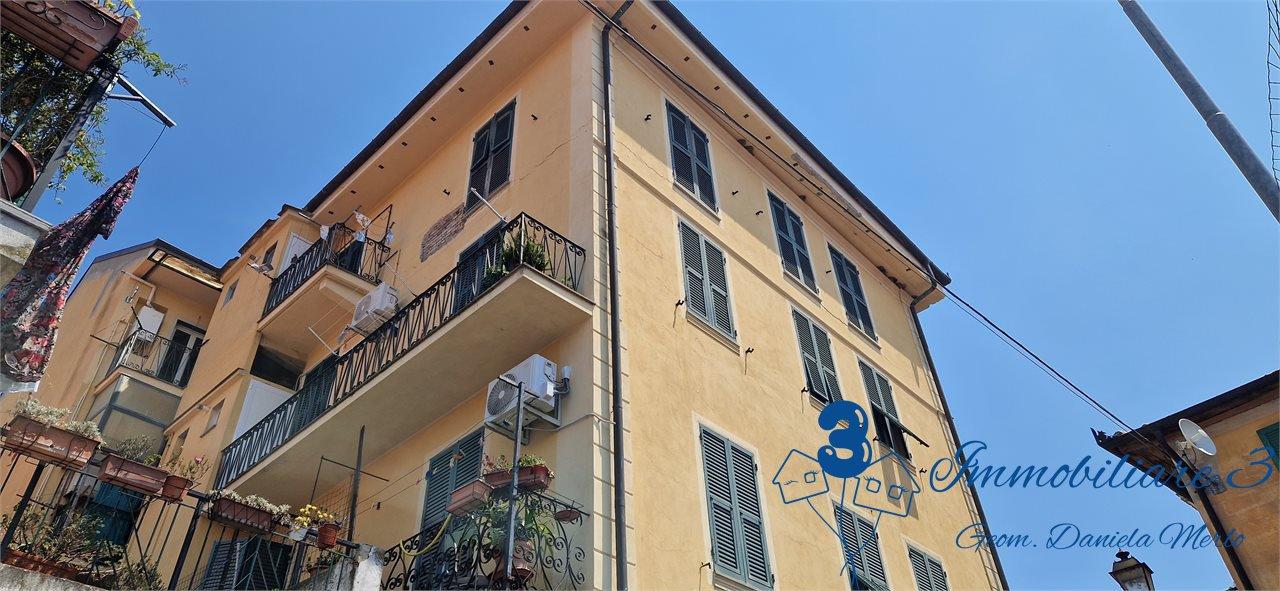 Quadrilocale, Villanova d'Albenga
