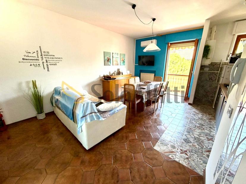 Trilocale in Via C. Battisti 20, Martinsicuro — foto 2 di 5