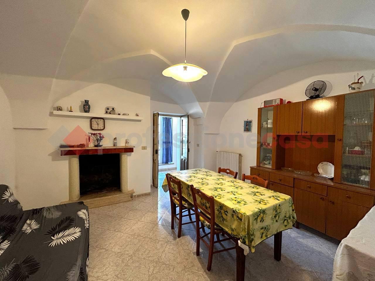 Casa indipendente in Via Asilo Infantile, Ortelle