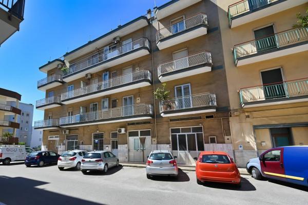 Appartamento in Via Giosuè Carducci, Putignano — foto 3 di 5