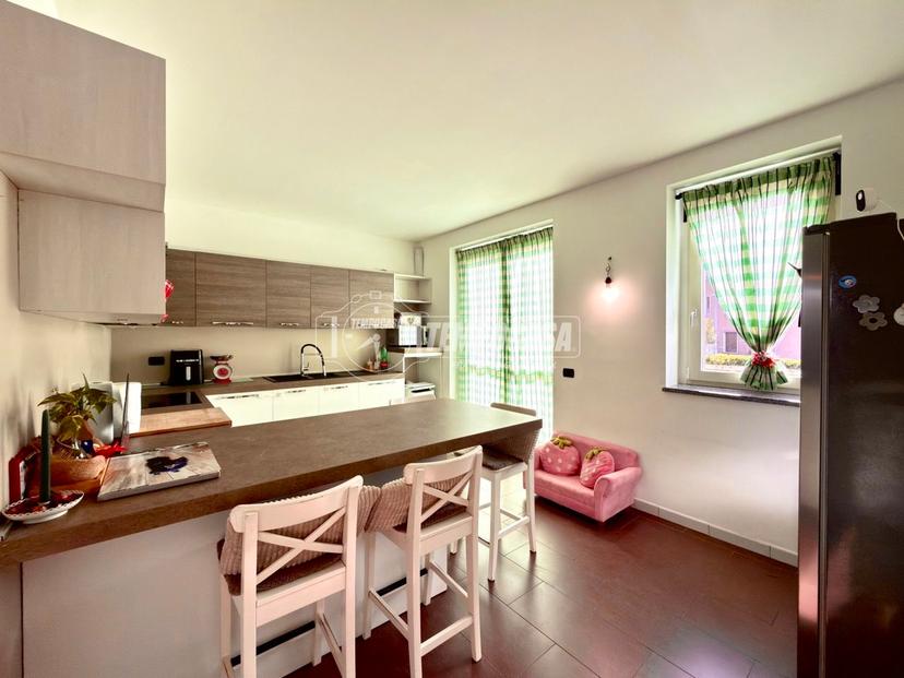 Villa a schiera in Via Unità d'Italia 10, Camparada — foto 5 di 5