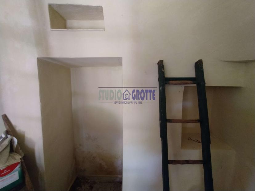Trullo in S.C. Sacerdote, Castellana Grotte — foto 3 di 5