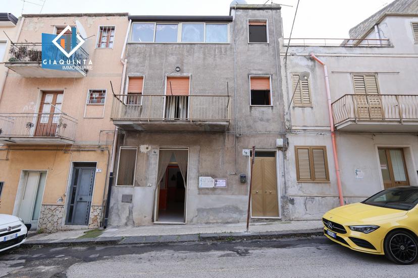 Casa indipendente in Via Etna N.04, Ramacca — foto 4 di 5