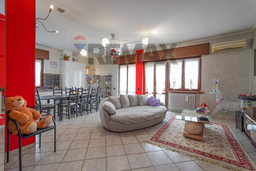 Trilocale in Via Vittorio Veneto 1032, Presezzo — foto 2 di 5
