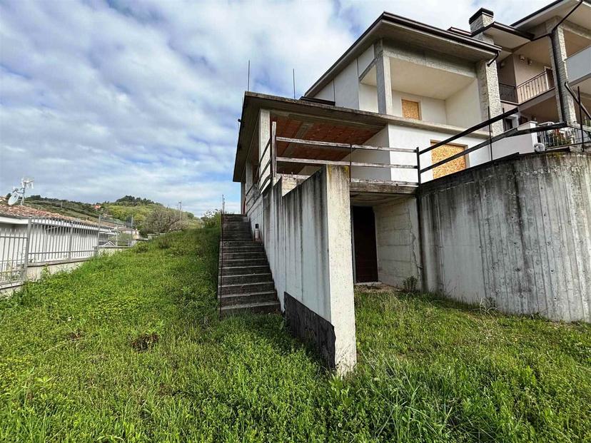 Villa a schiera, San Severino Marche — foto 5 di 5