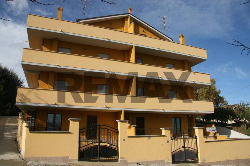 Quadrilocale in Contrada Frontino 1, Bucchianico — foto 4 di 5