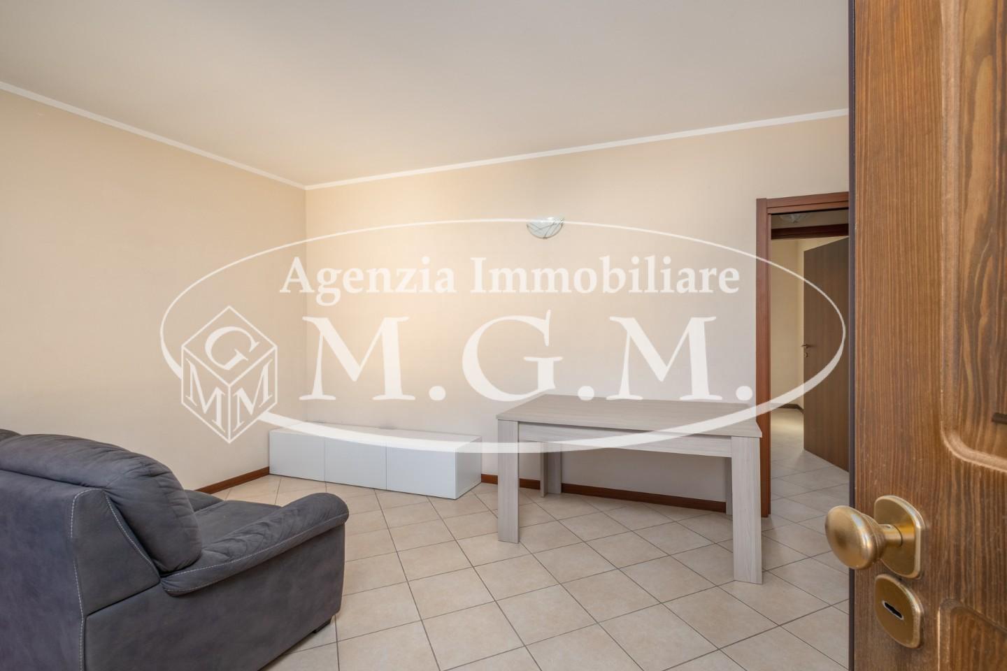 Trilocale, Bientina