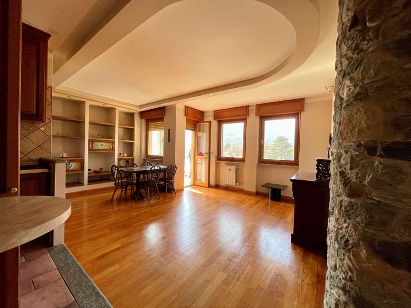 Trilocale in Frazione Saint-Maurice 202, Sarre — foto 3 di 5