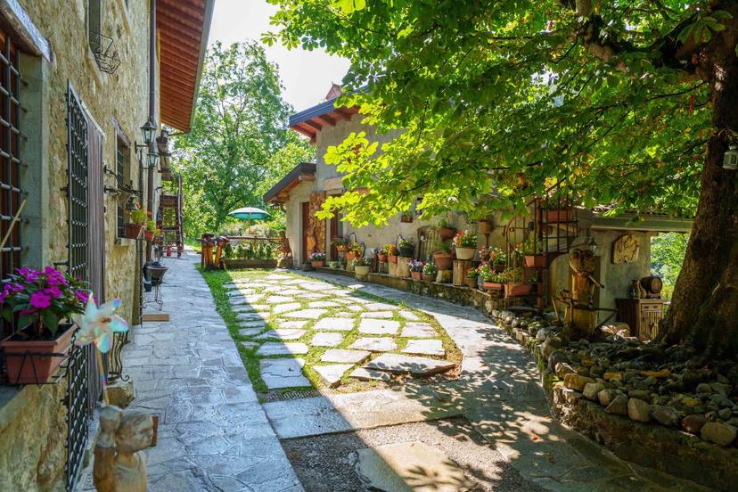 Villa in Via Grassi Lunghi, Pasturo — foto 3 di 5